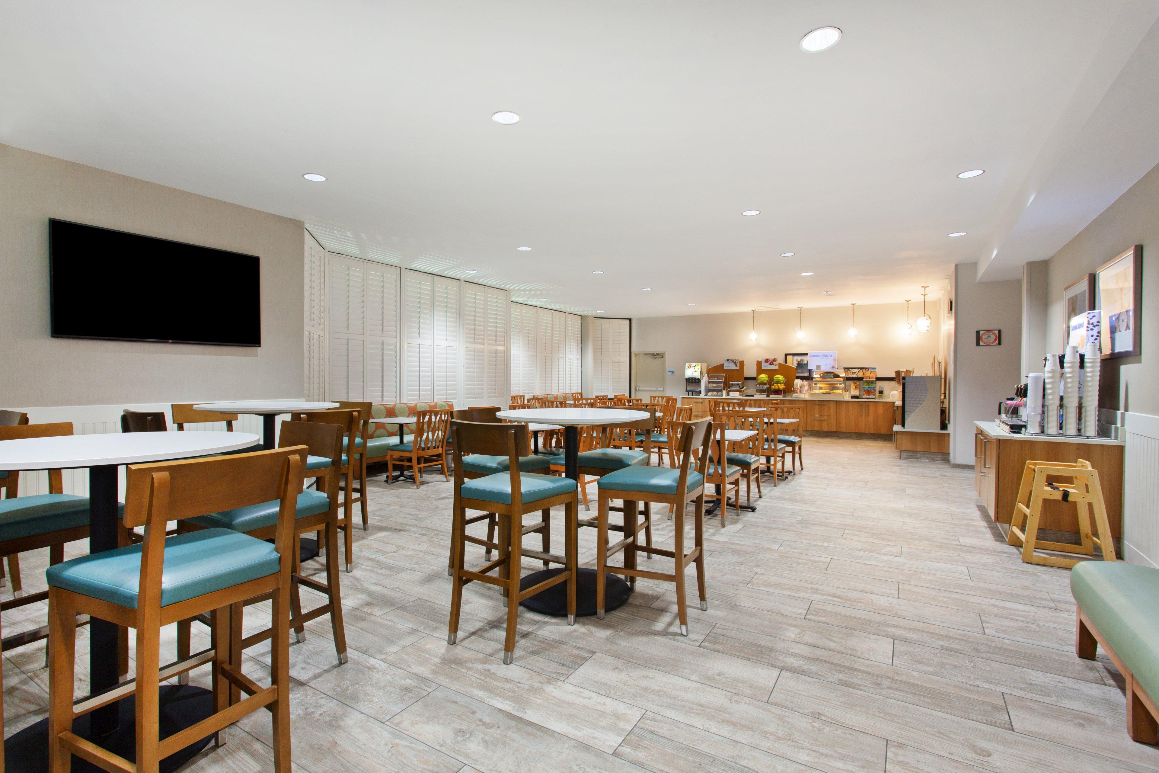 Holiday Inn Express Newport Beach By Ihg Exterior foto