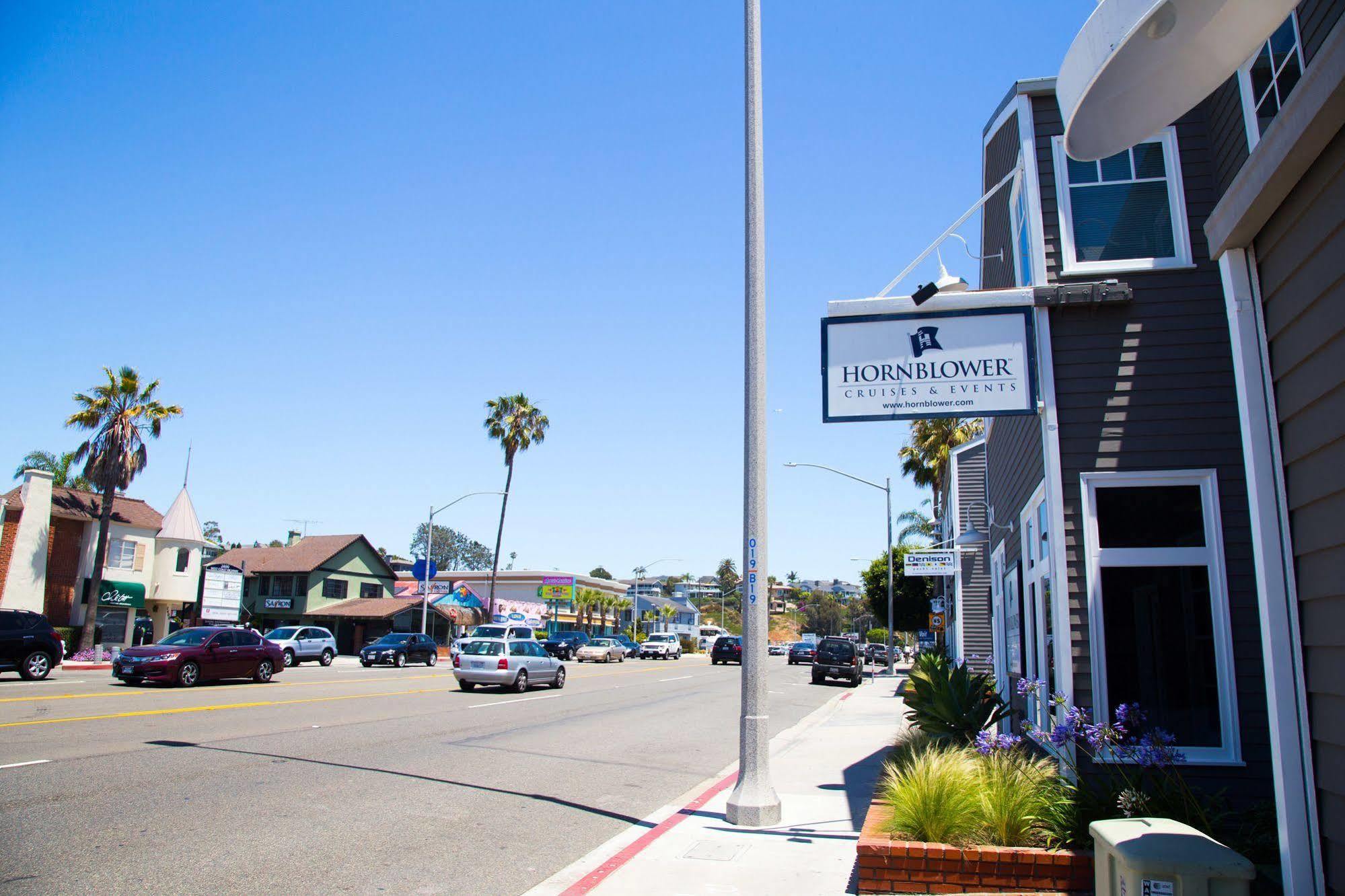 Holiday Inn Express Newport Beach By Ihg Exterior foto
